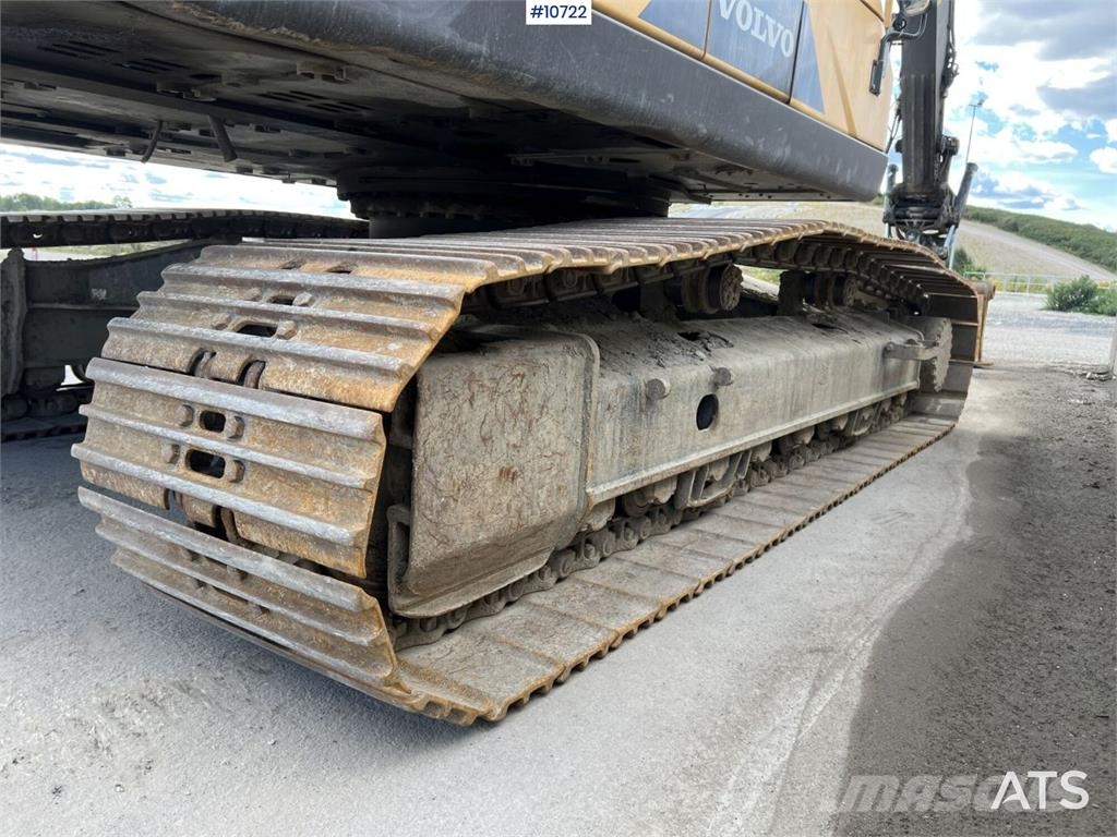 Volvo EC 250 ELwith Excavation System and Attachments حفارات زحافة