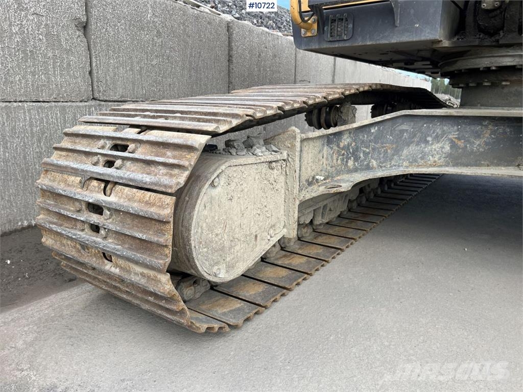 Volvo EC 250 ELwith Excavation System and Attachments حفارات زحافة