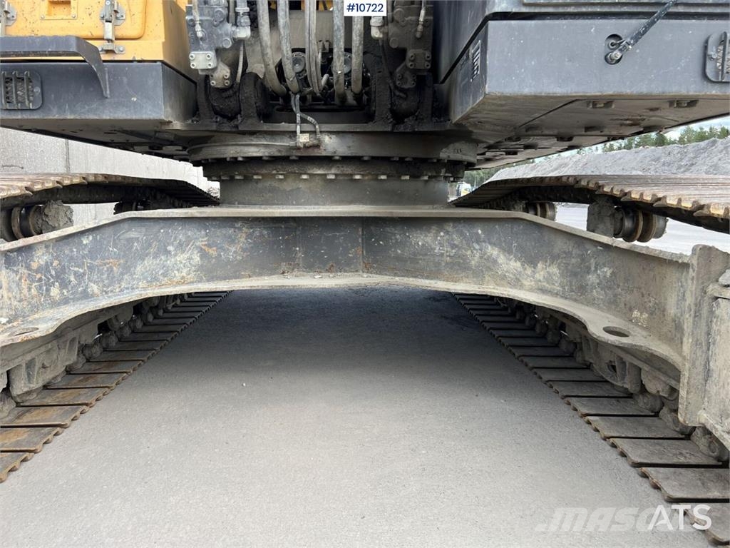 Volvo EC 250 ELwith Excavation System and Attachments حفارات زحافة