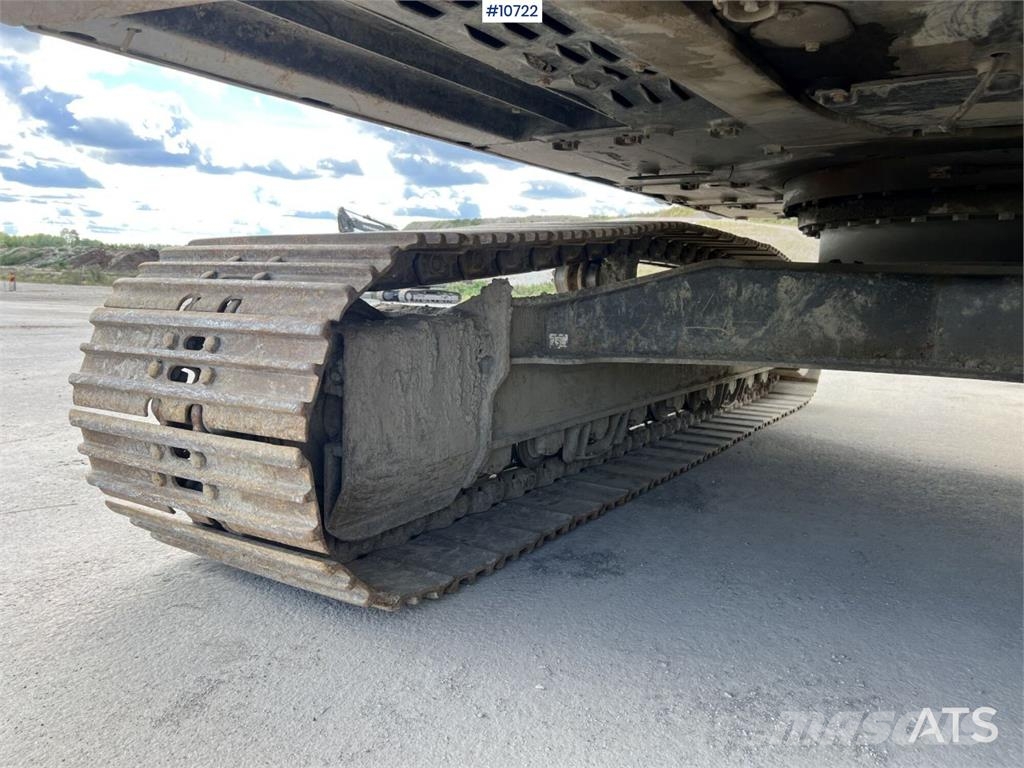 Volvo EC 250 ELwith Excavation System and Attachments حفارات زحافة