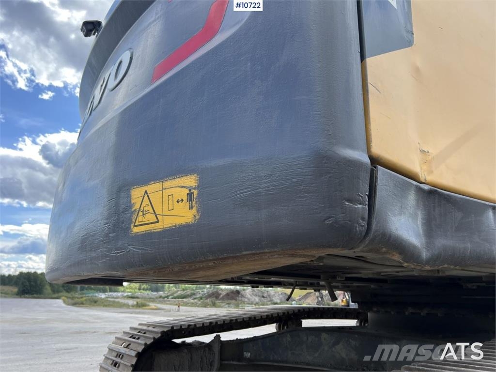 Volvo EC 250 ELwith Excavation System and Attachments حفارات زحافة
