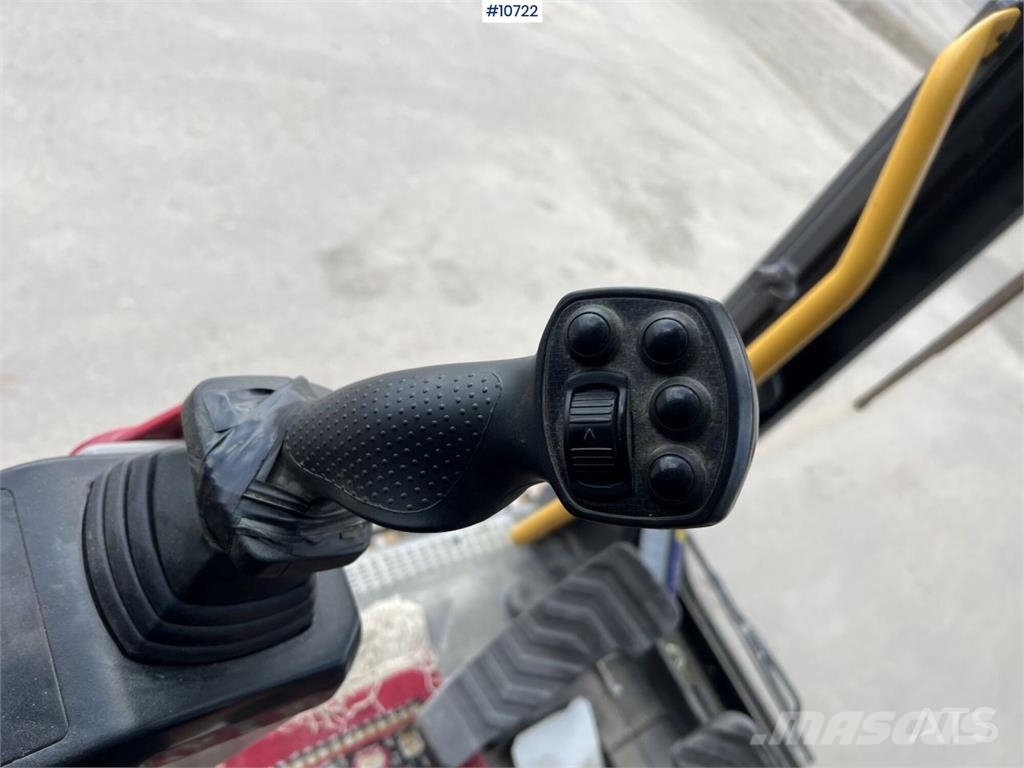 Volvo EC 250 ELwith Excavation System and Attachments حفارات زحافة