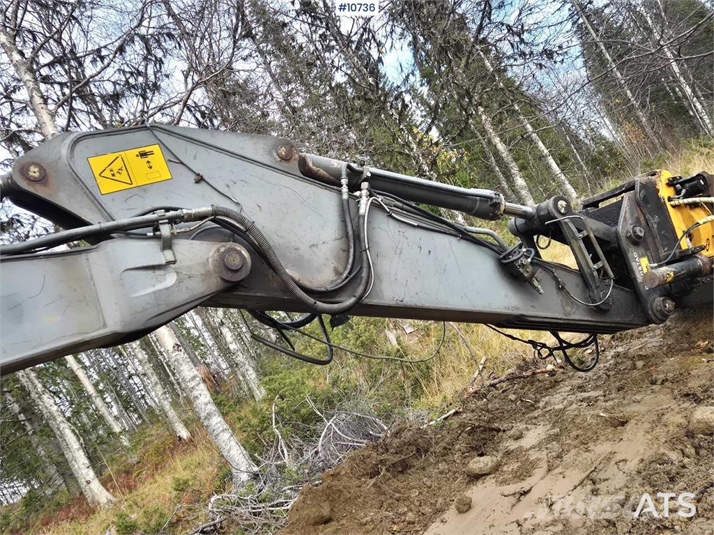 Volvo EC210CL Excavator with Excavation System and Attac Excavadoras de cadenas