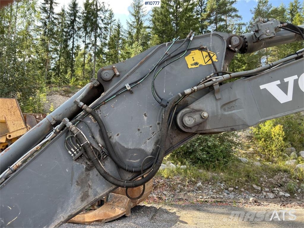 Volvo EC290CL Excavator with Attachments VIDEO Εκσκαφείς με ερπύστριες