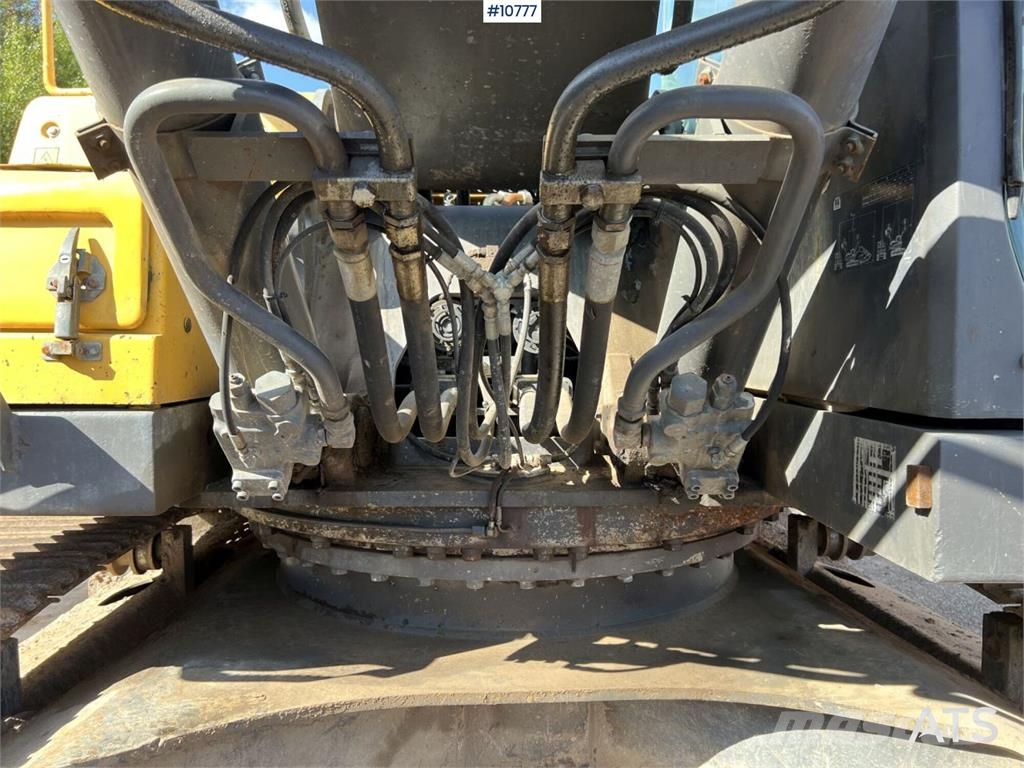 Volvo EC290CL Excavator with Attachments VIDEO Εκσκαφείς με ερπύστριες