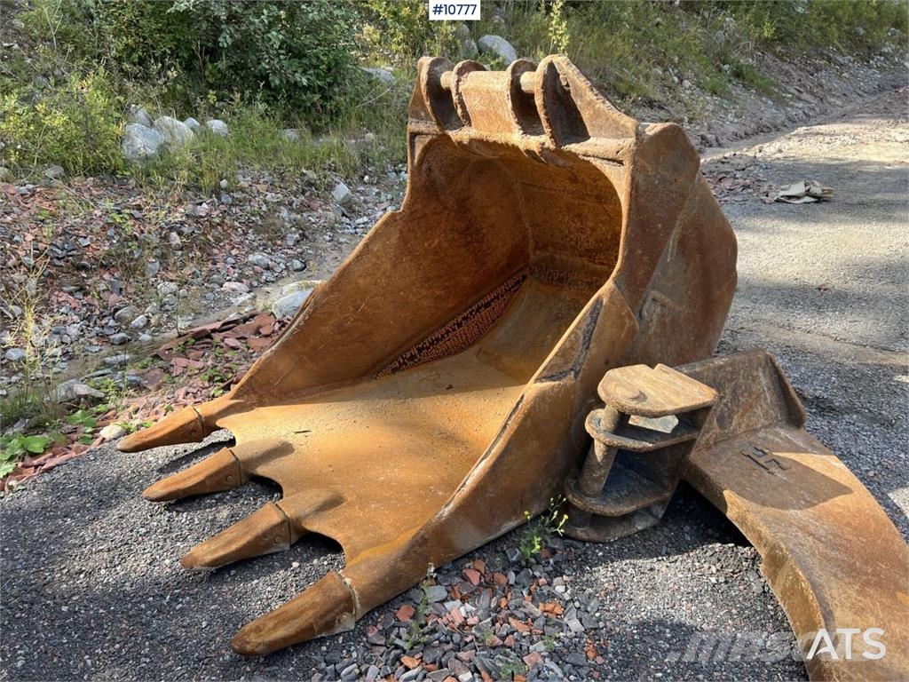 Volvo EC290CL Excavator with Attachments VIDEO Εκσκαφείς με ερπύστριες