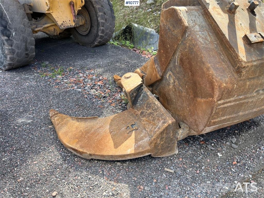 Volvo EC290CL Excavator with Attachments VIDEO Εκσκαφείς με ερπύστριες