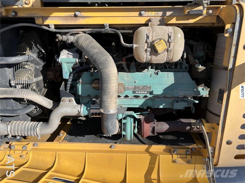 Volvo EC290CL Excavator with Attachments VIDEO Εκσκαφείς με ερπύστριες