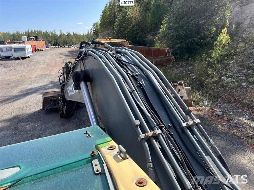 Volvo EC290CL Excavator with Attachments VIDEO Εκσκαφείς με ερπύστριες