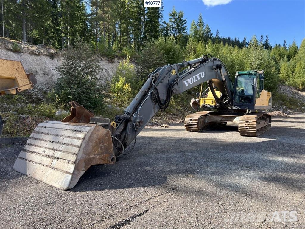 Volvo EC290CL Excavator with Attachments VIDEO Εκσκαφείς με ερπύστριες