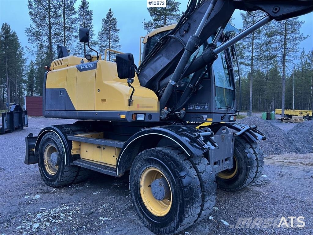 Volvo EW140 D with excavation system, undercarriage, and Hjulgrävare