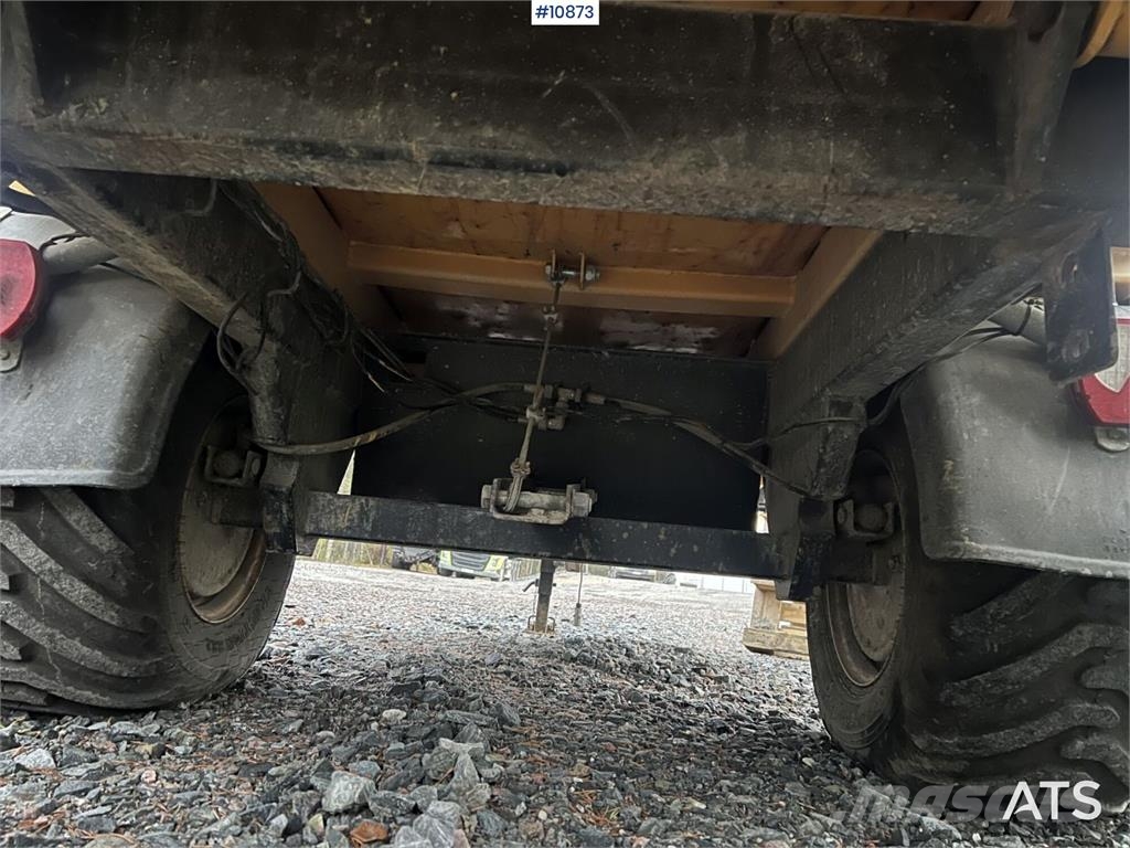 Volvo EW140 D with excavation system, undercarriage, and Hjulgrävare