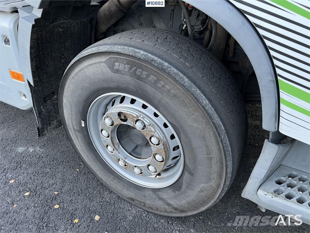 Volvo FH 8*4 Camion ampliroll