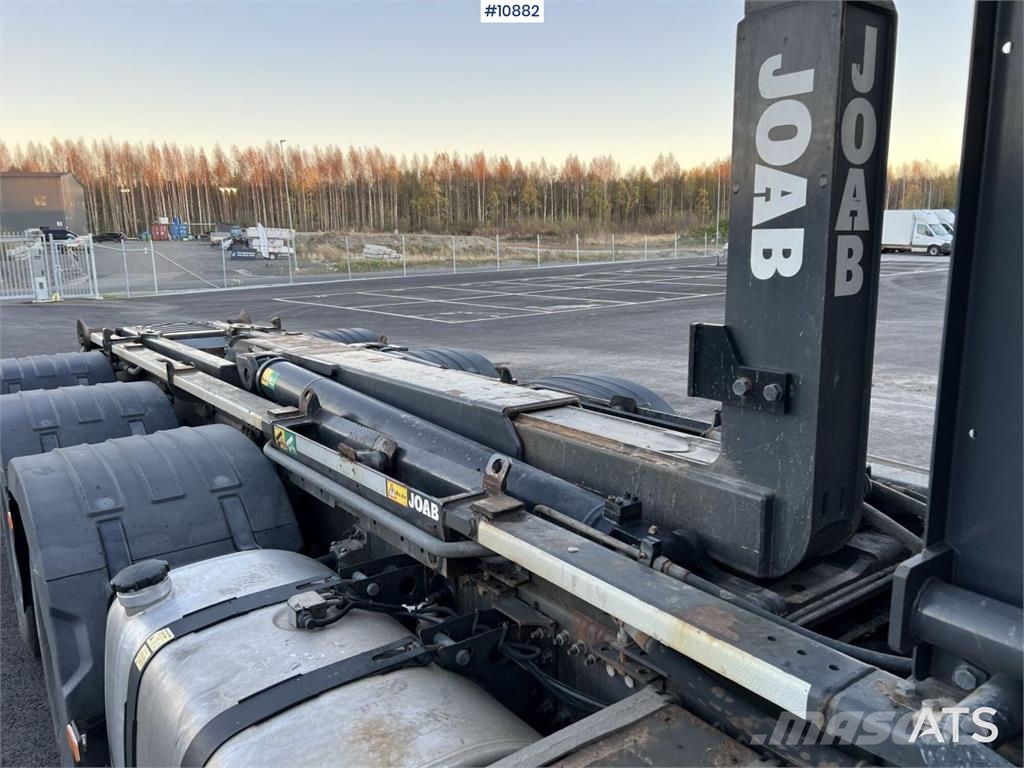 Volvo FH 8*4 Camion ampliroll