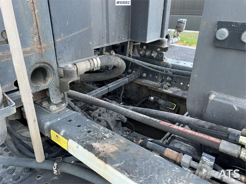 Volvo FH 8*4 Camion ampliroll