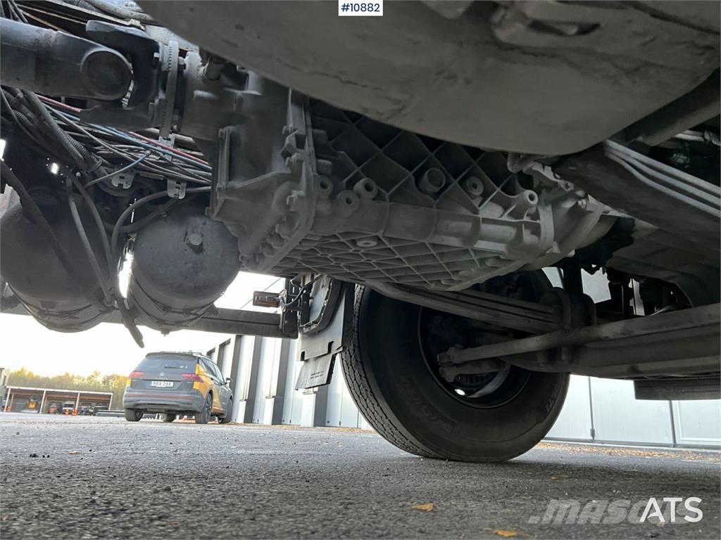 Volvo FH 8*4 Camion ampliroll