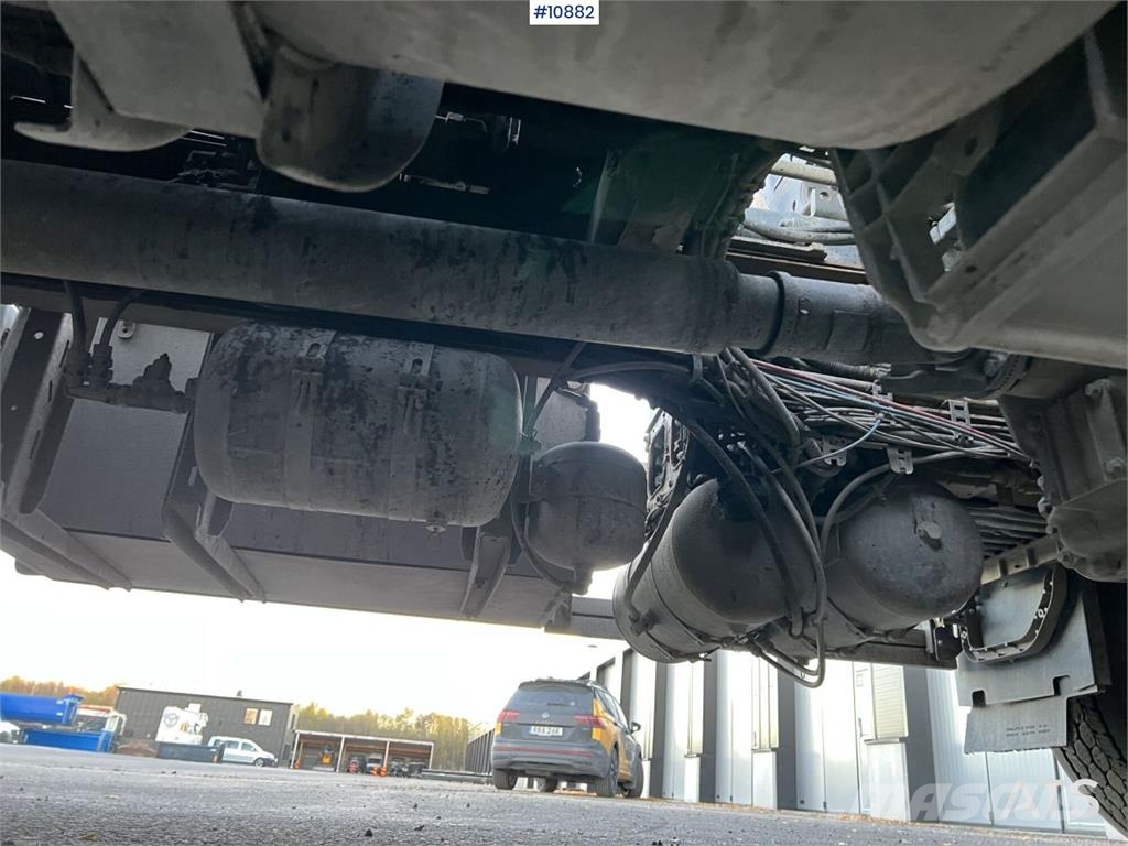 Volvo FH 8*4 Camion ampliroll