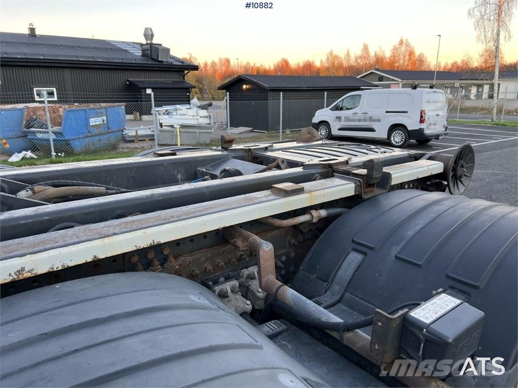 Volvo FH 8*4 Camion ampliroll