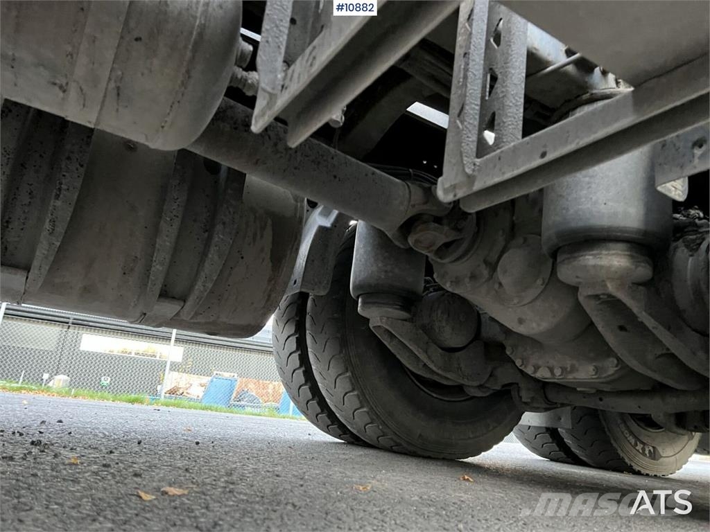 Volvo FH 8*4 Camion ampliroll