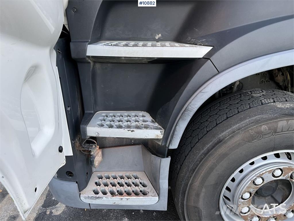 Volvo FH 8*4 Camion ampliroll