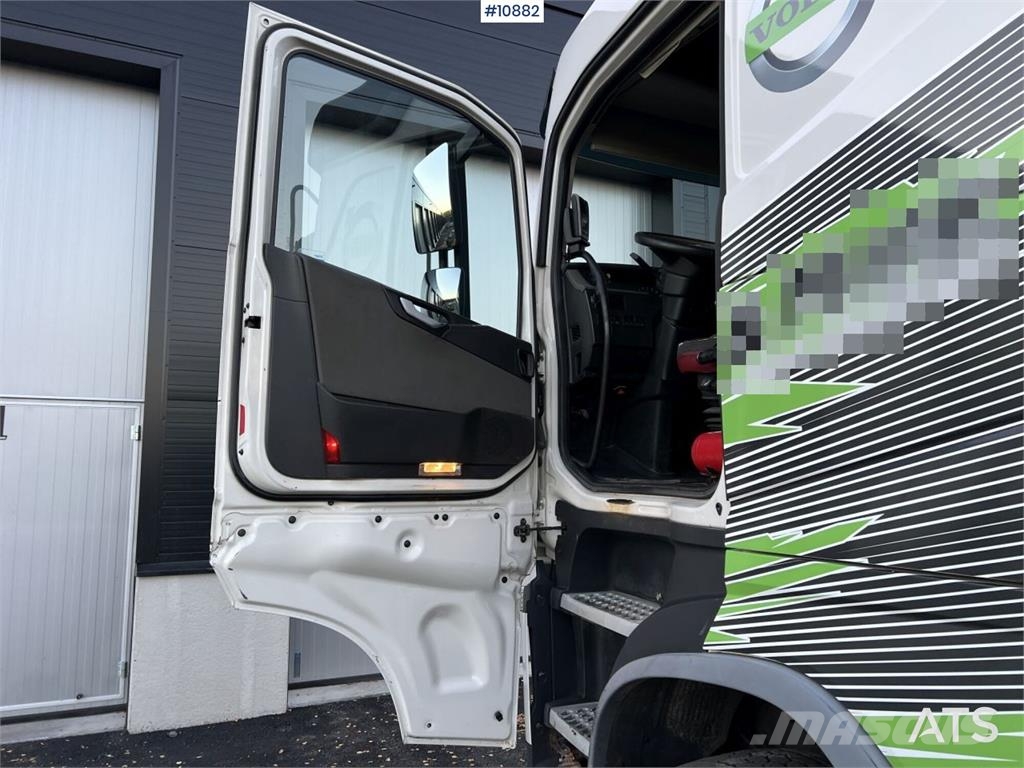 Volvo FH 8*4 Camion ampliroll
