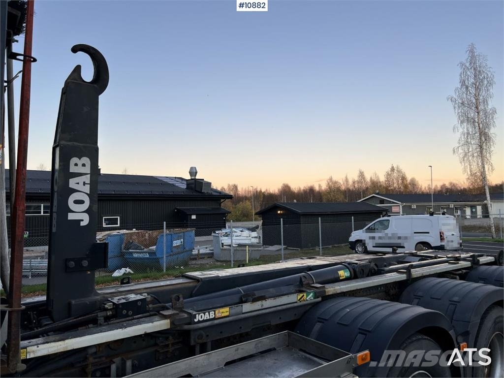 Volvo FH 8*4 Camion ampliroll