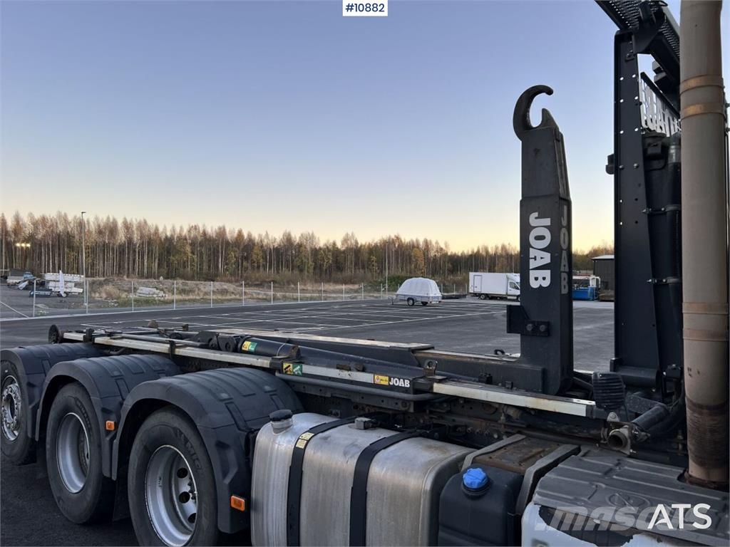 Volvo FH 8*4 Camion ampliroll
