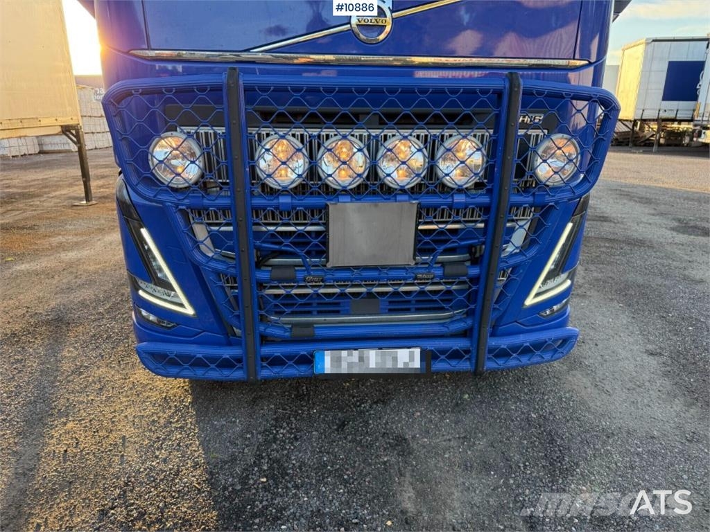 Volvo FH 84 TR 650 Box trucks