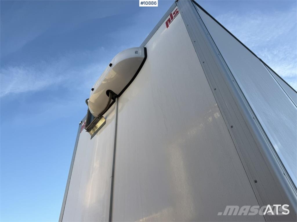 Volvo FH 84 TR 650 Box Truck with PLS PO38 Trailer ボックスボディー、ウイング、箱車