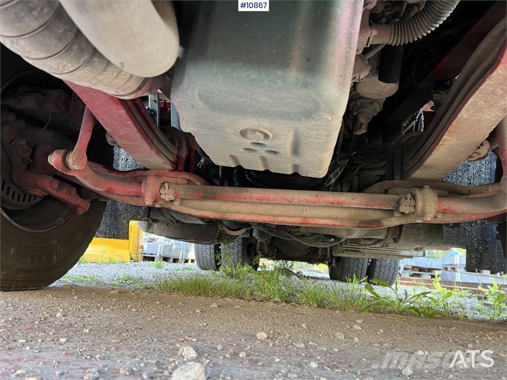 Volvo FH Crane Truck 32-metric-ton crane with jib, dolly Kranbilar