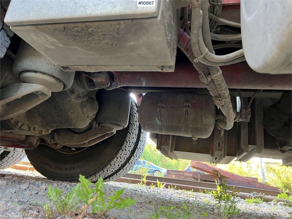 Volvo FH Crane Truck 32-metric-ton crane with jib, dolly Kranbilar