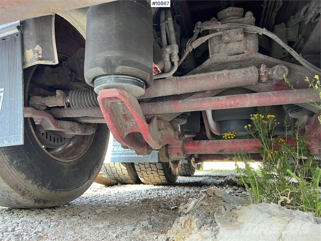 Volvo FH Crane Truck 32-metric-ton crane with jib, dolly Kranbilar