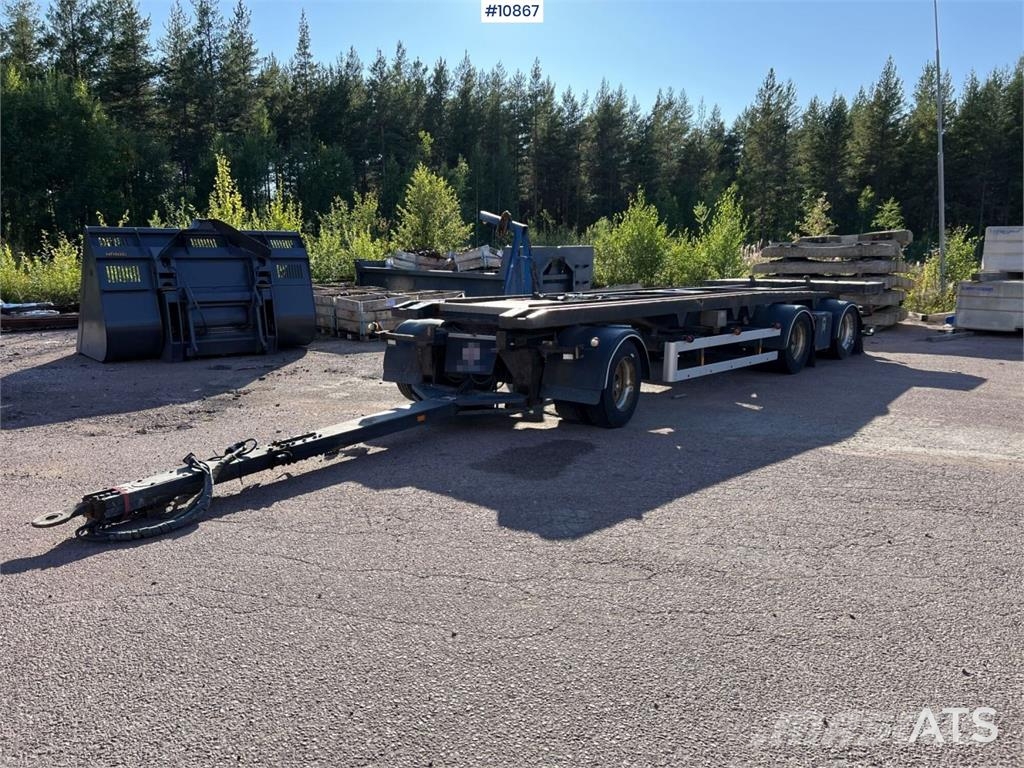 Volvo FH Crane Truck 32-metric-ton crane with jib, dolly Kranbilar