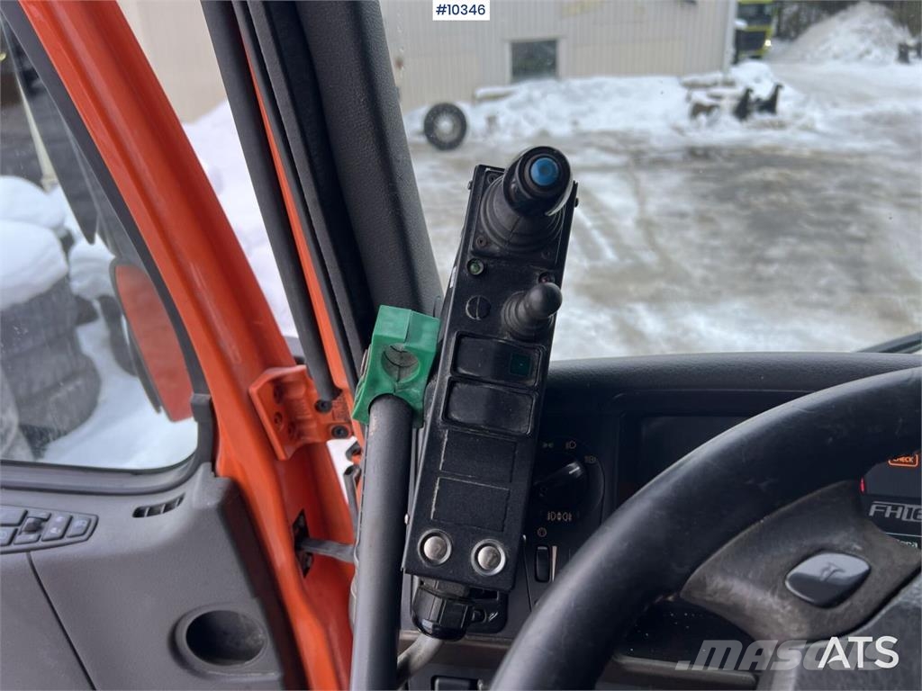 Volvo FH16 600 工程吊钩车