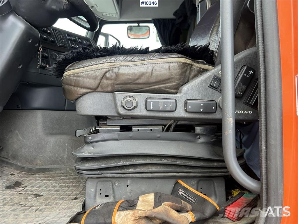 Volvo FH16 600 工程吊钩车