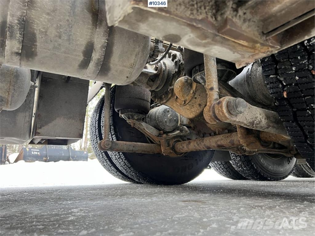 Volvo FH16 600 工程吊钩车