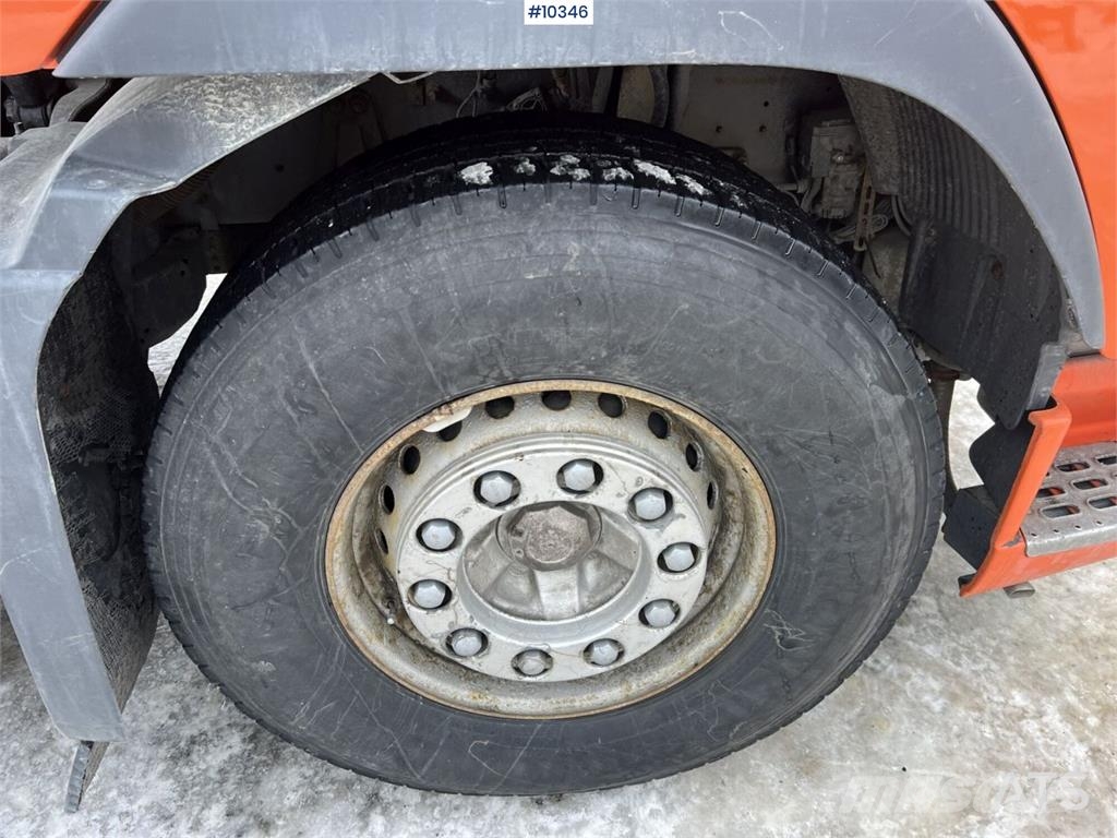Volvo FH16 600 工程吊钩车