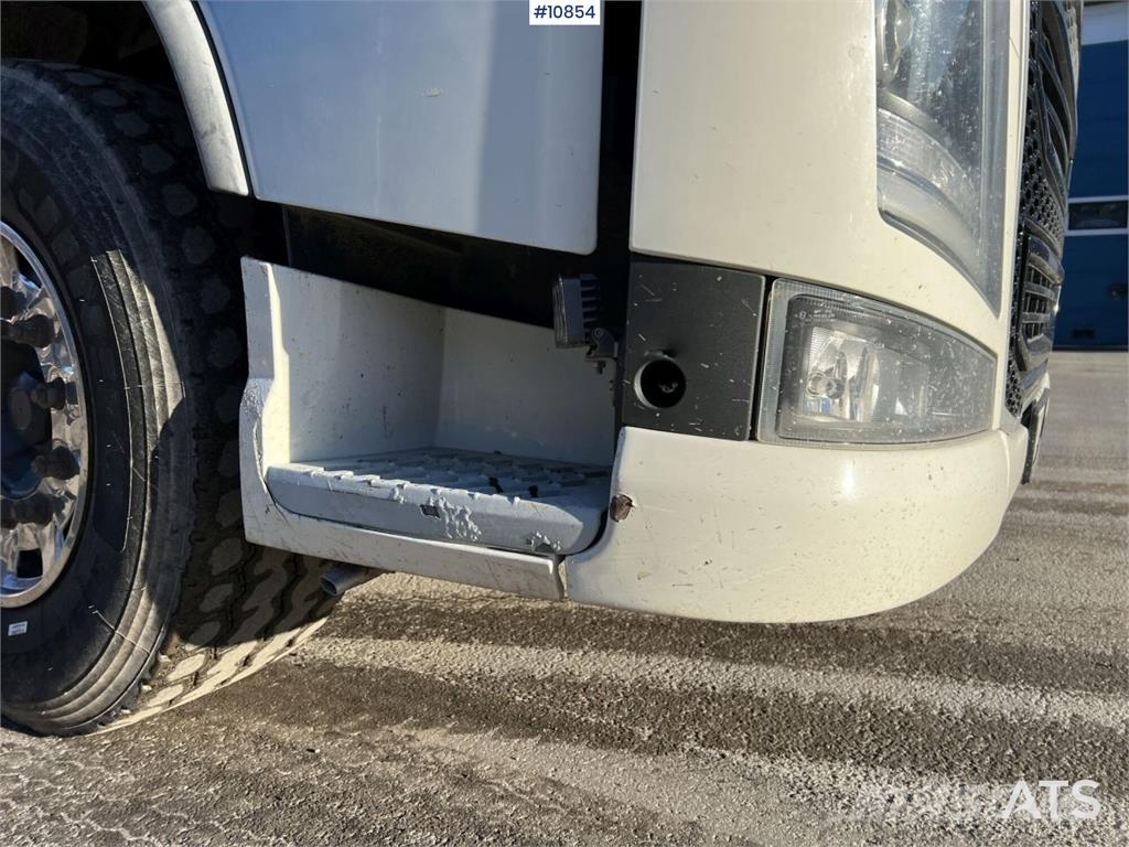 Volvo FH16 8*4 Camion ampliroll