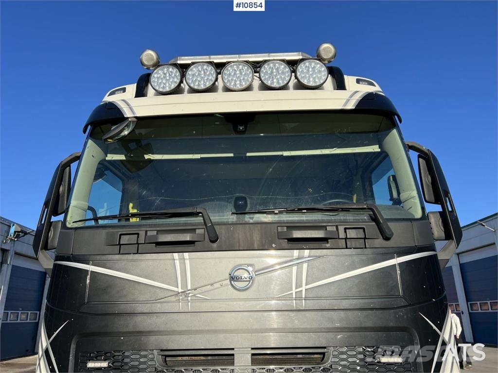 Volvo FH16 8*4 Camion ampliroll