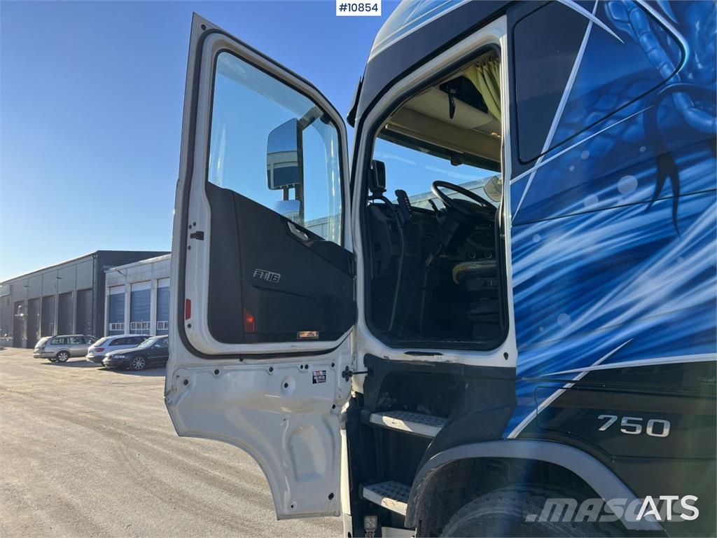 Volvo FH16 8*4 Camion ampliroll