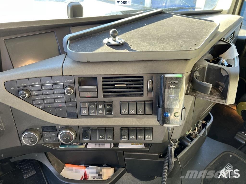 Volvo FH16 8*4 Camion ampliroll