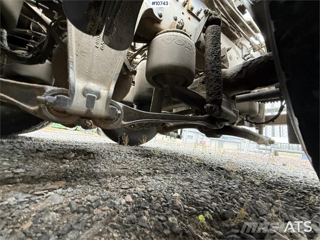 Volvo FH440 6x2 Truck with Loader Camiones elevadores de gancho