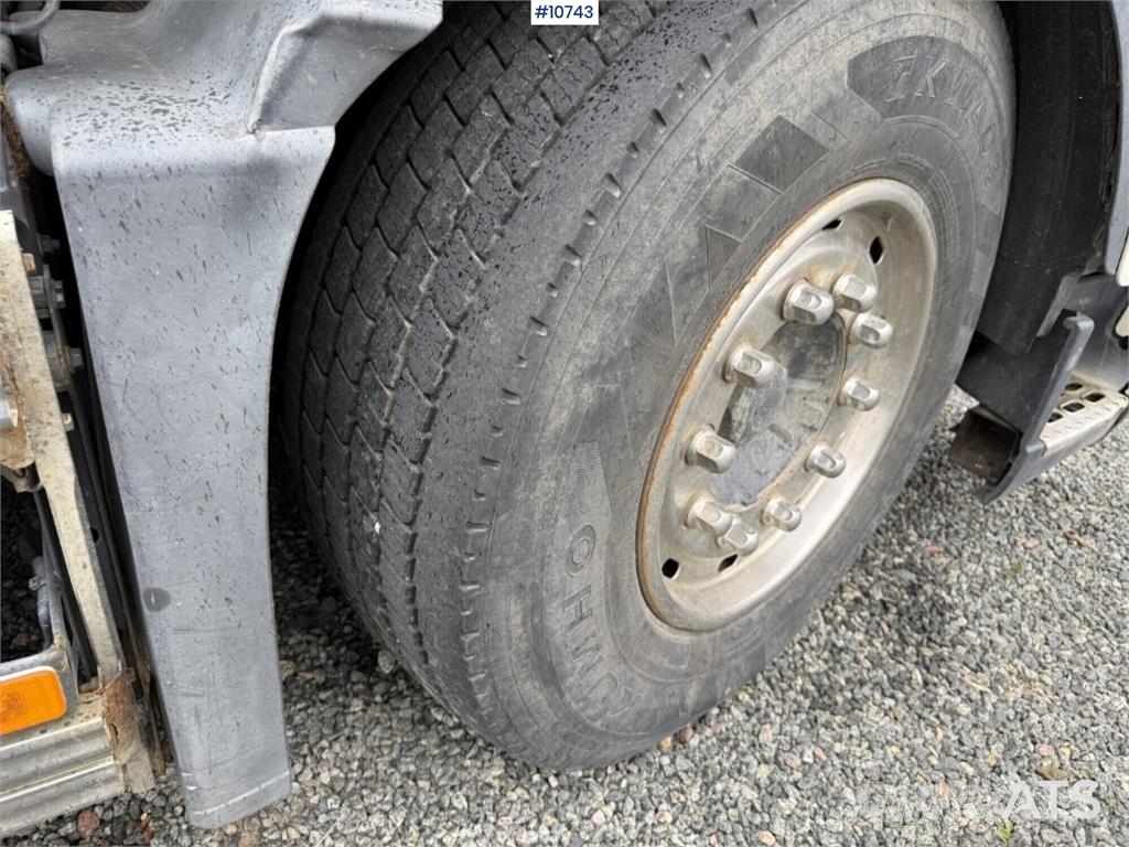 Volvo FH440 6x2 Truck with Loader Camiones elevadores de gancho