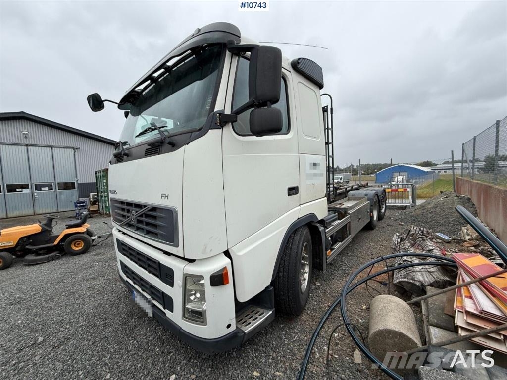Volvo FH440 6x2 Truck with Loader Camiones elevadores de gancho