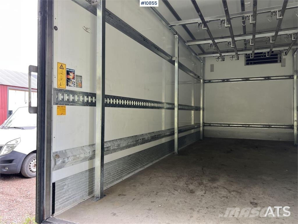 Volvo FL 4x2 Refrigerated Truck with Rear Tail Lift Temperature controlled trucks