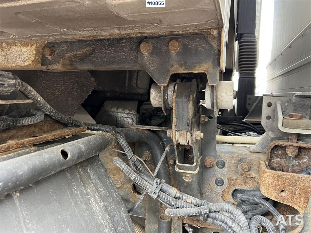 Volvo FL 4x2 Refrigerated Truck with Rear Tail Lift Temperature controlled trucks