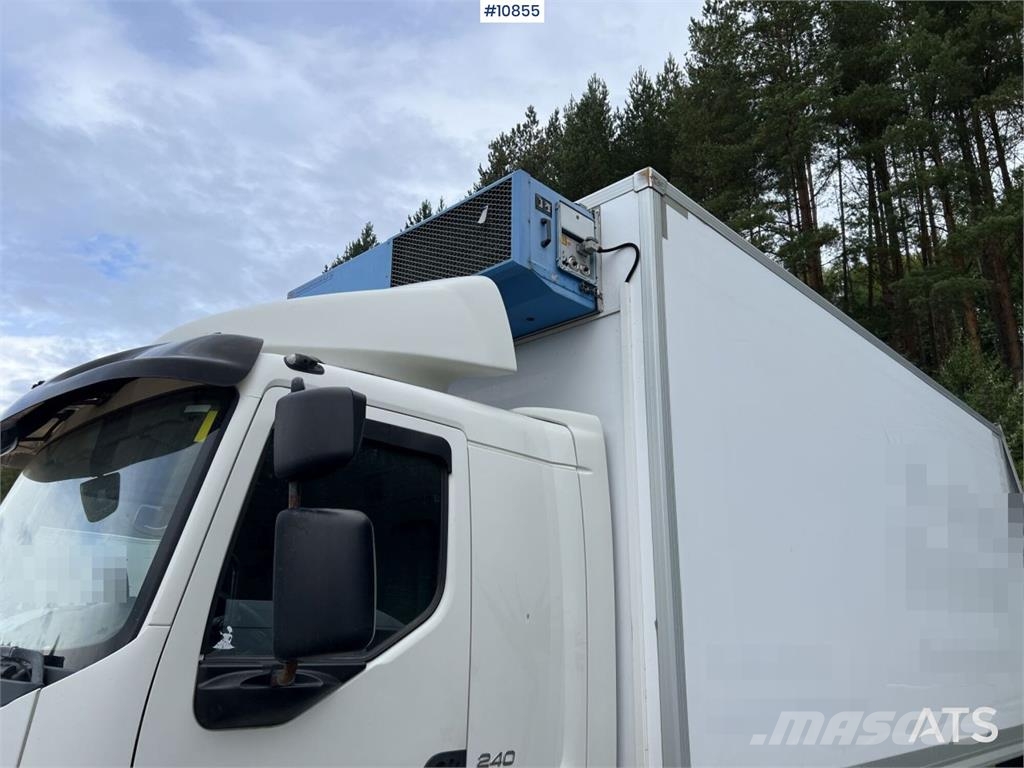 Volvo FL 4x2 Refrigerated Truck with Rear Tail Lift Temperature controlled trucks