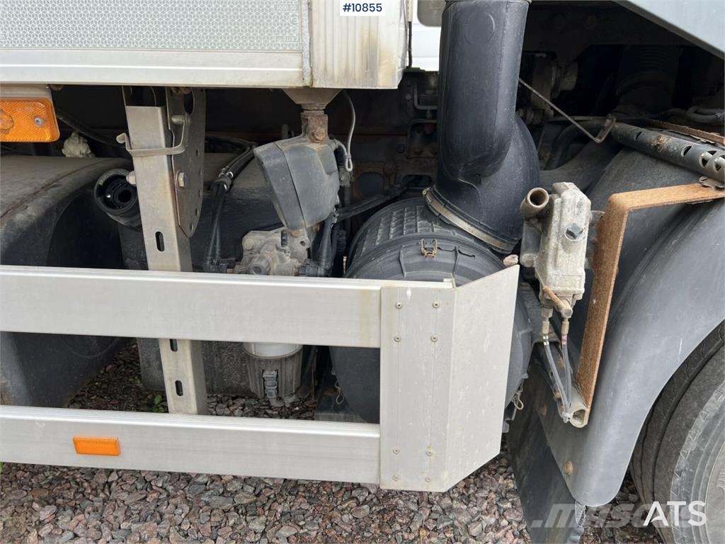 Volvo FL 4x2 Refrigerated Truck with Rear Tail Lift Temperature controlled trucks