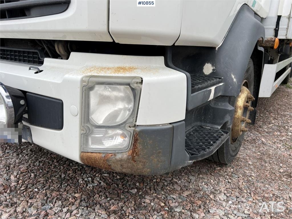 Volvo FL 4x2 Refrigerated Truck with Rear Tail Lift Temperature controlled trucks