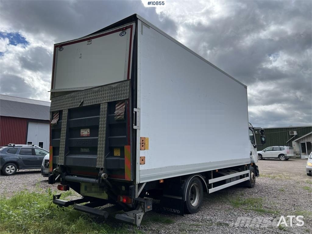 Volvo FL 4x2 Refrigerated Truck with Rear Tail Lift Temperature controlled trucks